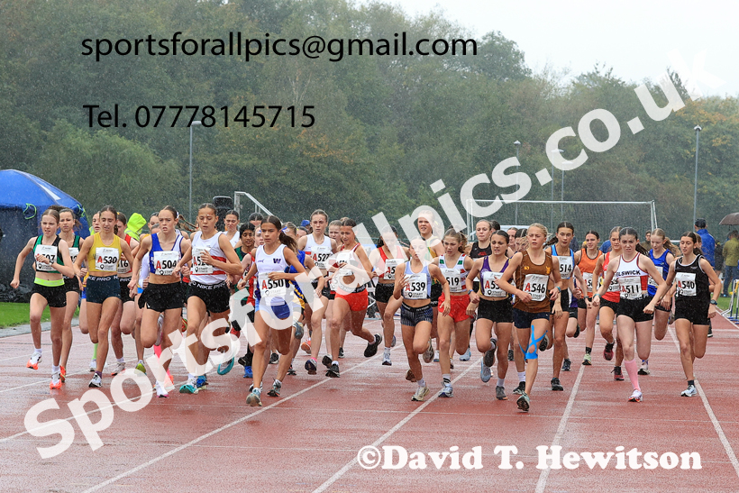 Girls Under-15s 2025 Northern Athletics Autumn Road Relays, Leigh, Lancashire. Photo: David T. Hewitson/Sports for All Pics